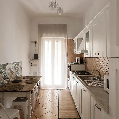 Aurelia 386 Vatican House *